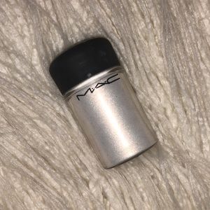MAC Pigment (Vanilla)